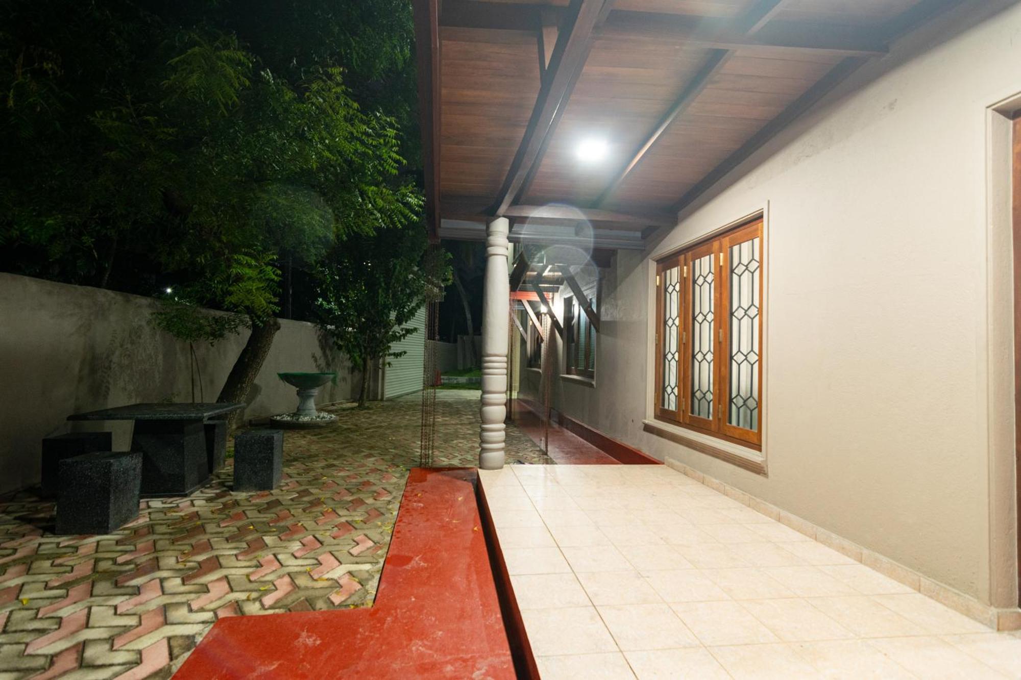 Omega Villa Галле Экстерьер фото